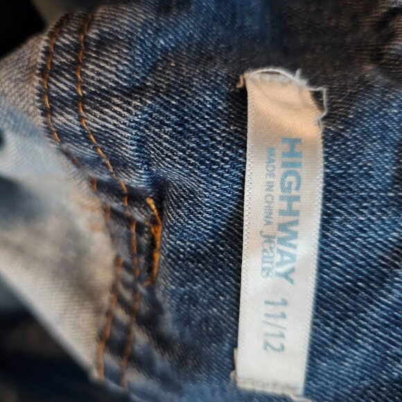 Highway Women's Wide-leg Cropped Denim Jeans with Belt (11/12) - Picture 7 of 8